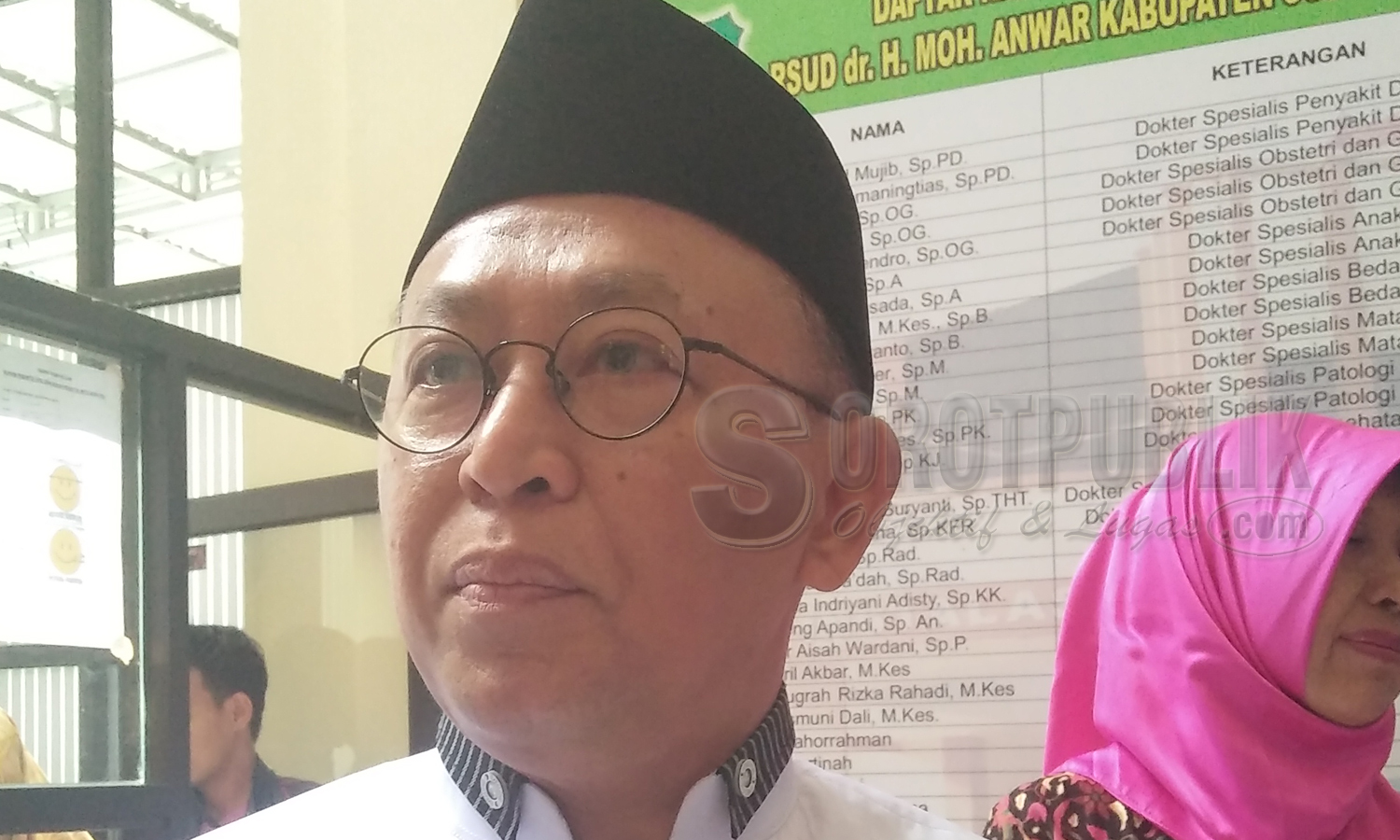 Bupati Sumenep Saat di Temui Sejumlah Wartawan di RSUD Moh. Anwar Sumenep