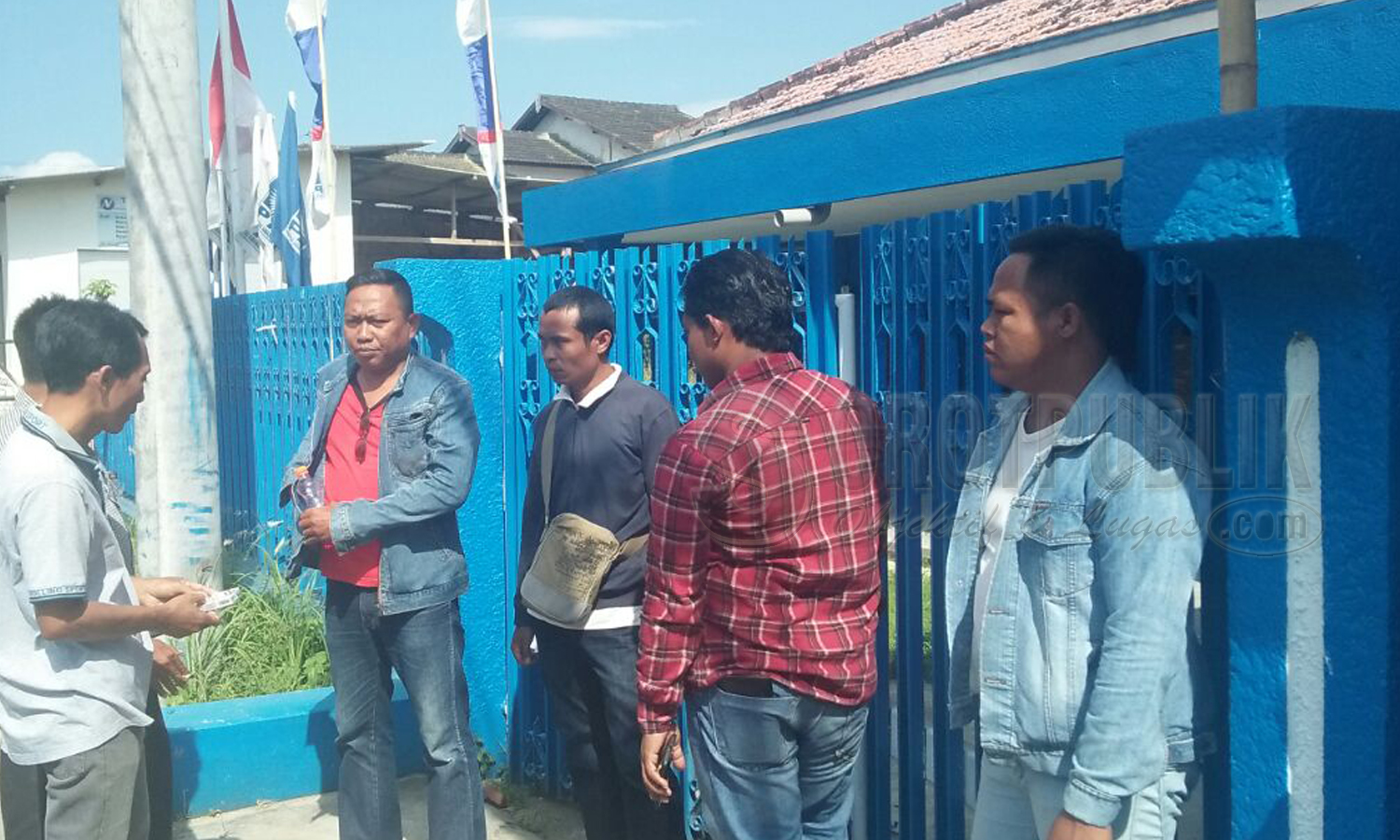 Sejumlah Simpatisan dan 3 Orang yang tertipu Proyek