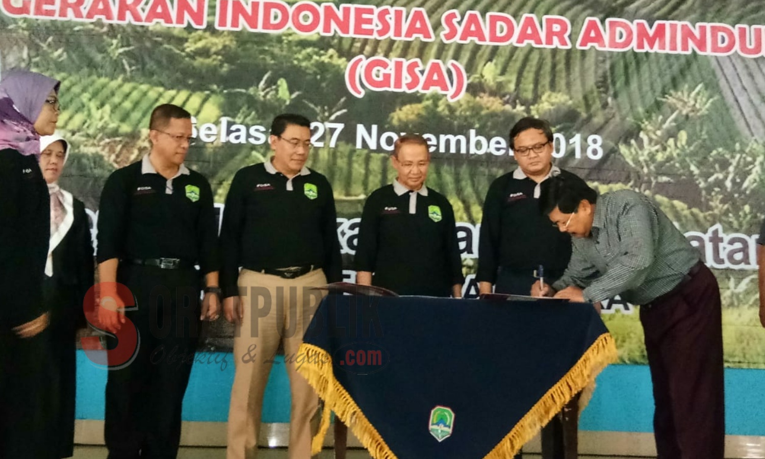 Sosialisasi Percepatan Perekaman dan Pencetakan KTP-el, launching Gerakan Indonesia Sadar Aminduk (GISA) di Aula Gedung Islamic, Kabupaten Majalengka, Jawa Barat. (Foto: Sigit/SorotPublik)