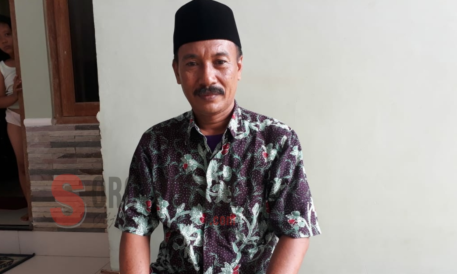 M. Salehuddin, Kades Belluk Ares, Kecamatan Ambunten, Sumenep. (Foto: Heri/SorotPublik)