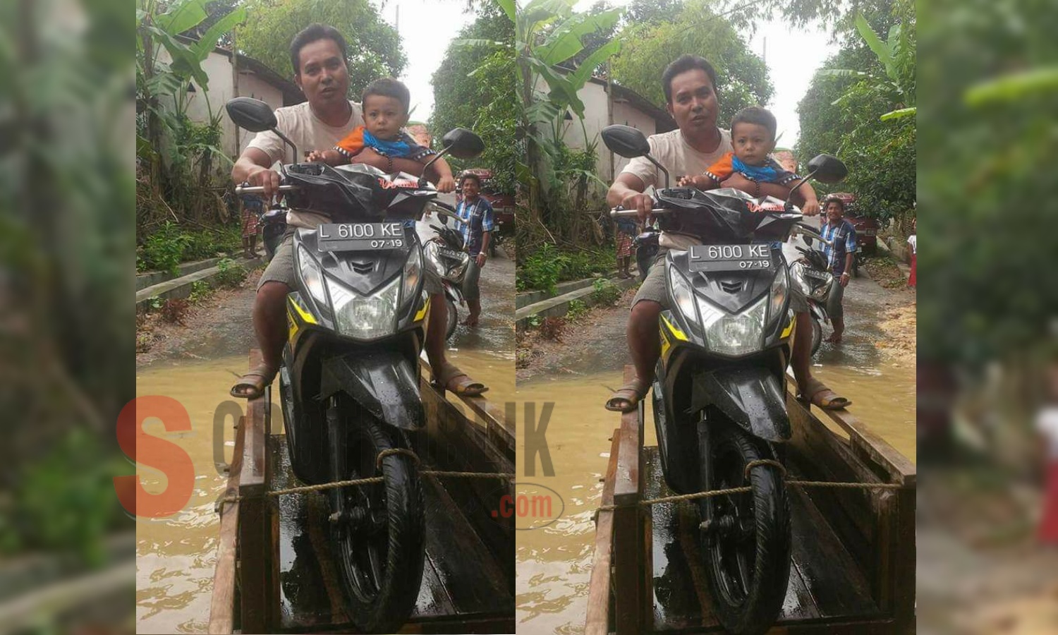 Agus, salah satu warga setempat sedang menggunakan jasa ojek gerobak. (Foto: Sri Ratnawati/SorotPublik)