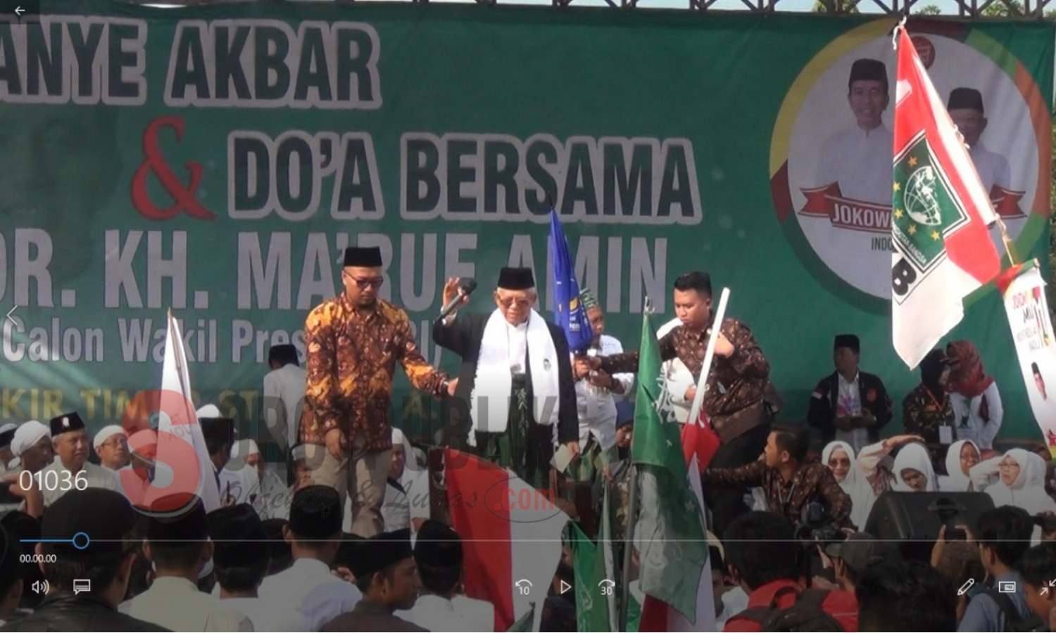 Suasana Kampanye Akbar dan Doa Bersama Cawapres Nomor Urut 01 KH. Ma'ruf Amin di Lapangan Parkir Timur Gor A. Yani Sumenep. (Foto: Screenshot Hairul/SorotPublik)