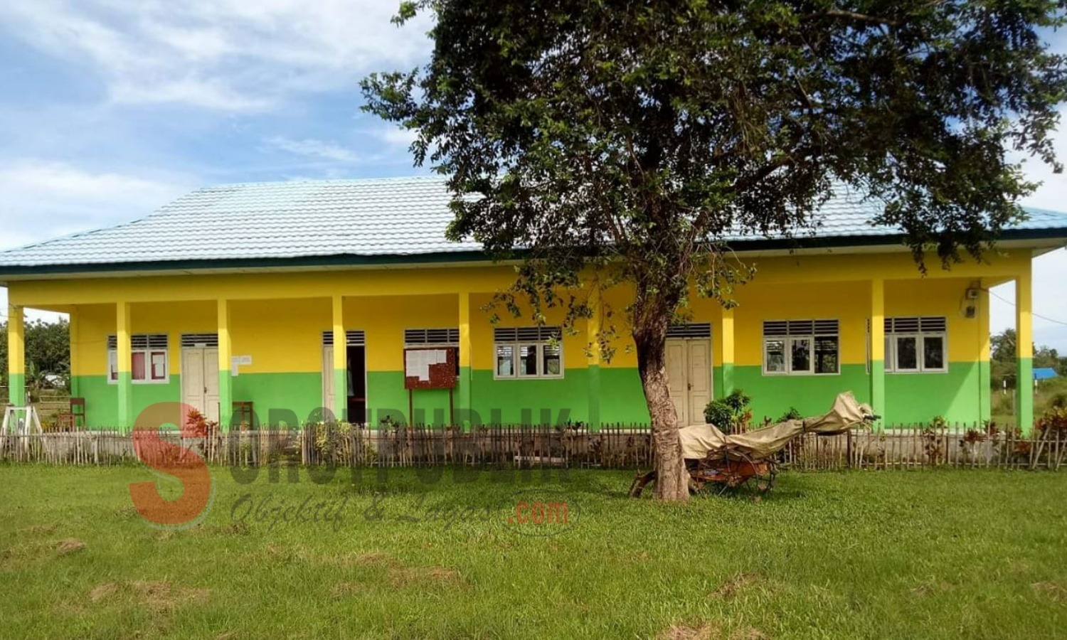 Satu-satunya bangunan Madrasah Aliyah YASIFA Masika Jaya Desa Waesala, Kecamatan Huamual Belakang, Kabupaten SBB. (Foto: Fitrah/SorotPublik)