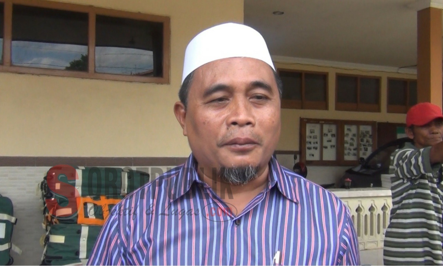 Kasi Haji dan Umroh Kementerian Agama Kabupaten Sumenep, Moh Rifa’i Hasyim. (Foto: Hairul/SorotPublik)