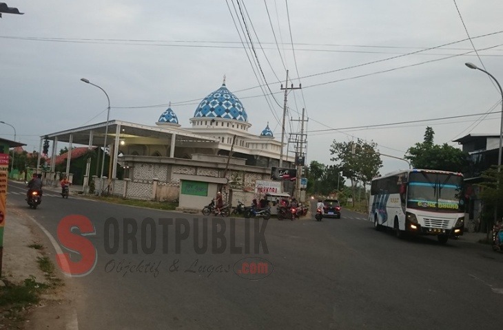 Perempatan Sotok di Pademawu, Pamekasan. (Foto Istimewa)