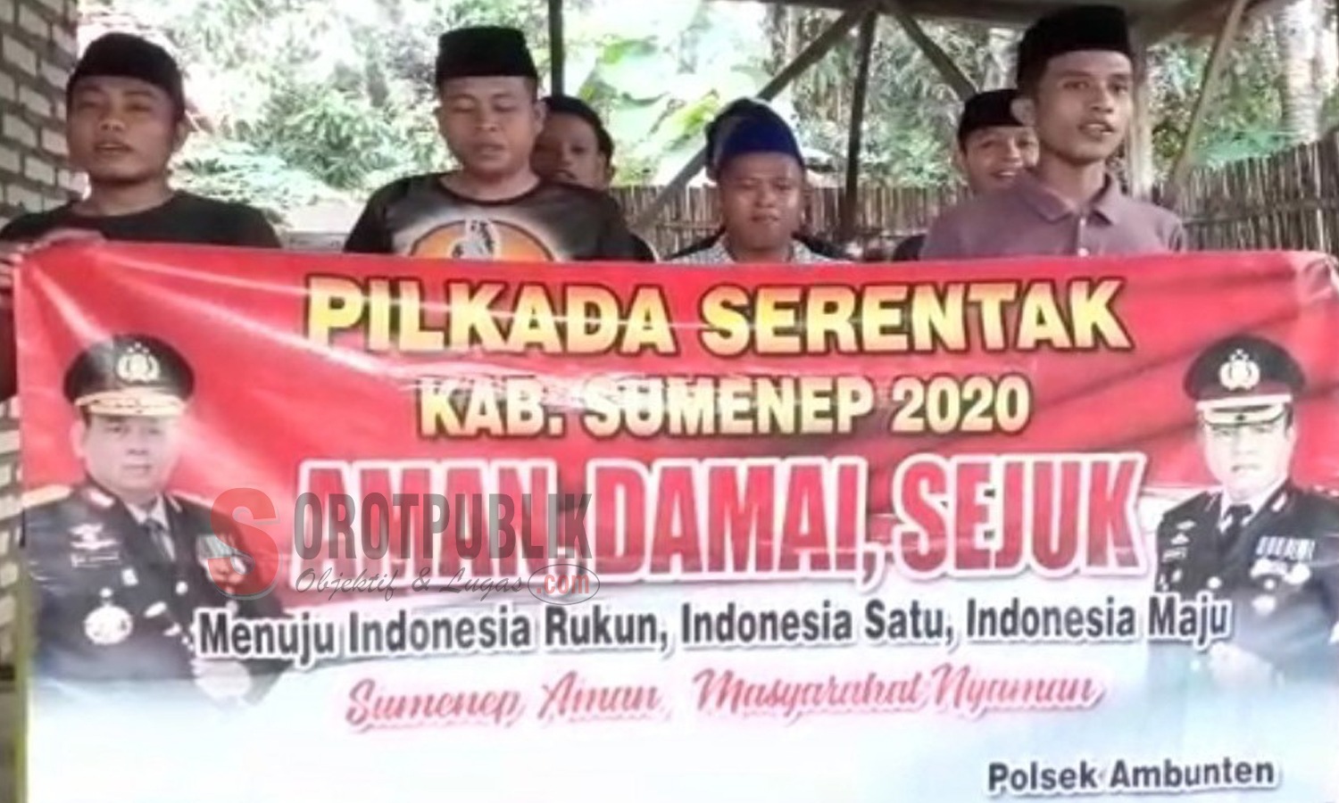 Para remaja saat deklarasi pilkada damai (Foto: Polsek Ambunten)