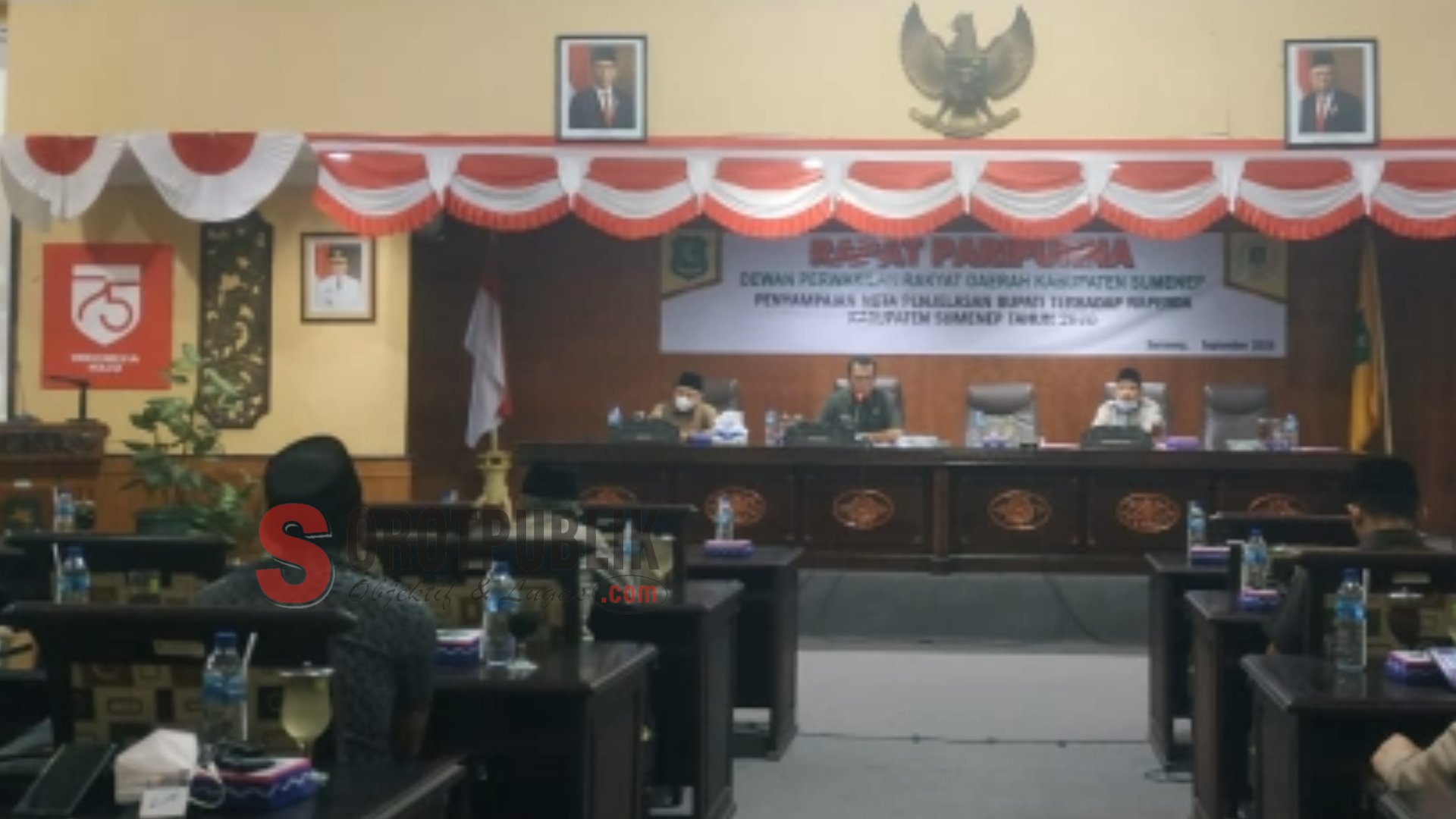 Suasana sidan paripurna DPRD Kabupaten Semenep, Foto: Rul.