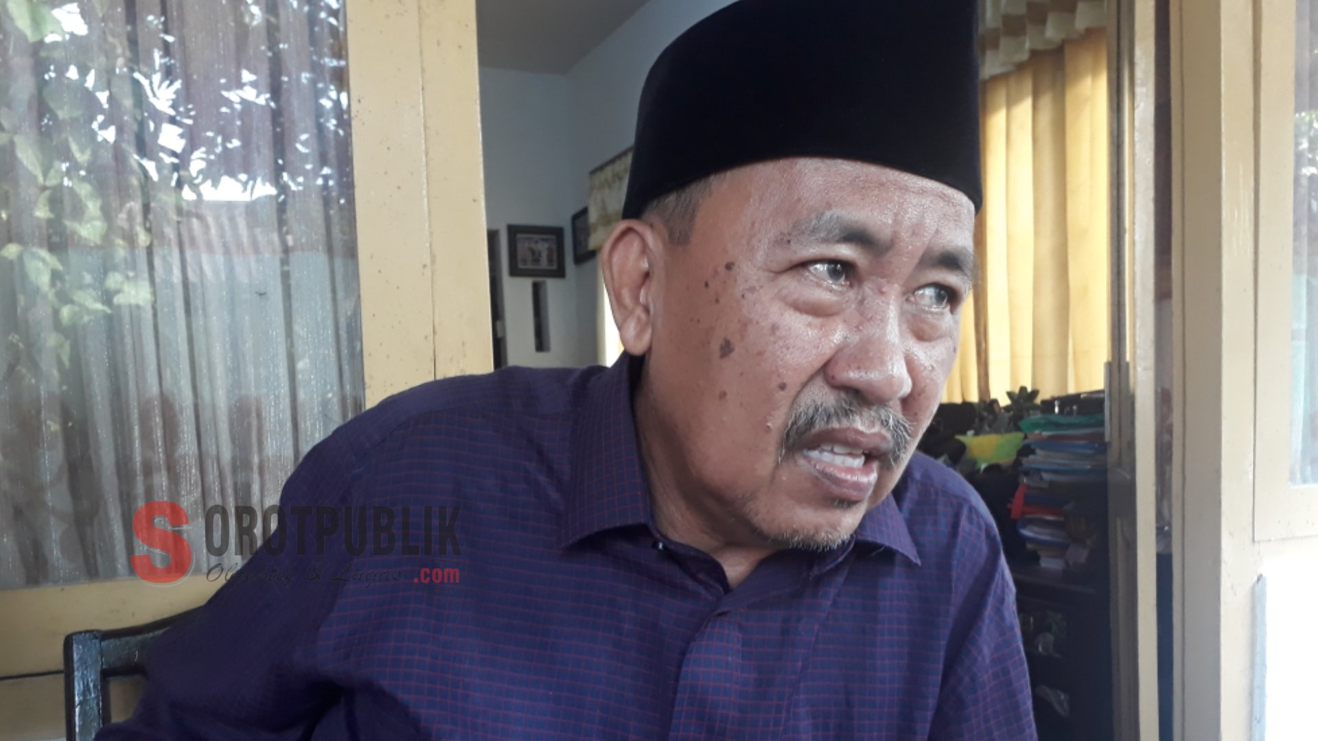 Abu Amin Dasuki, Kepala Sekolah SMAN 1 Bluto, Kabupaten Sumenep.