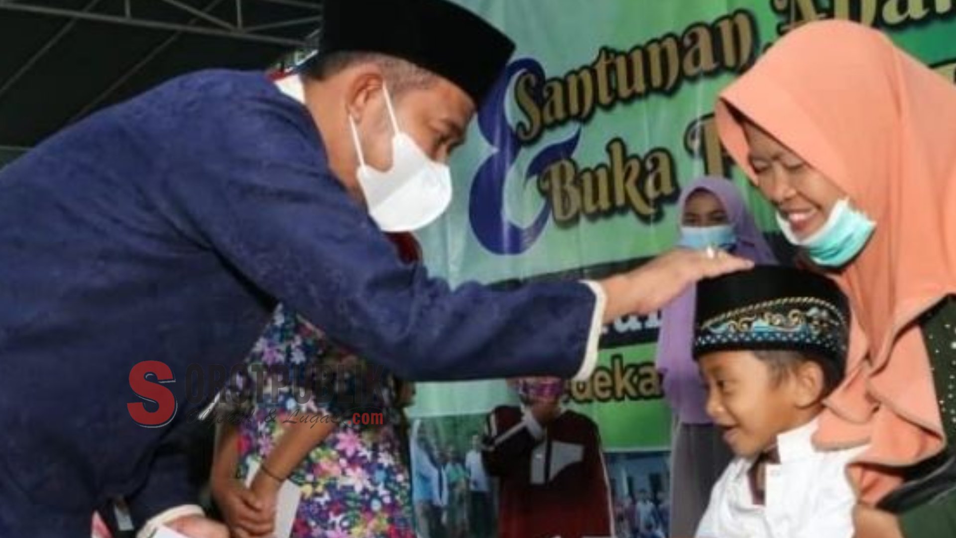 Bupati Sumenep Satuni Anak Yatim dan Kaum Dhuafa.