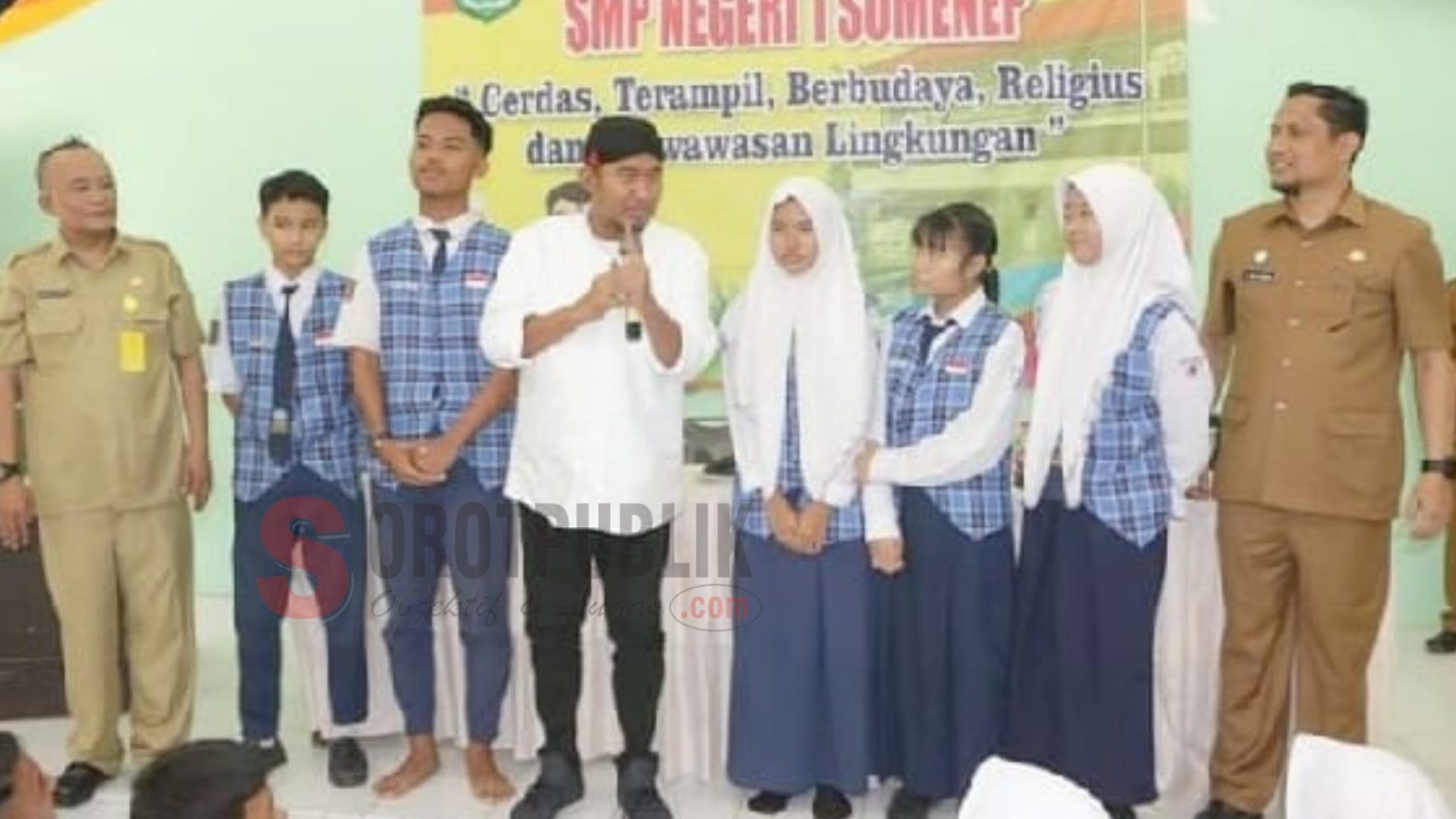 Achmad Fauzi Kunjungi SMPN 1 Sumenep