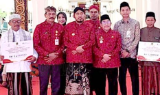 Pemkab Sumenep Salurkan Tunjangan Guru Ngaji