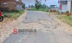 Beberapa Akses Jalan Kabupaten Rusak Parah